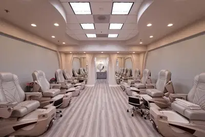 Di Milano Nail Salon - San Bernardino