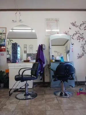 US Nails & Beauty