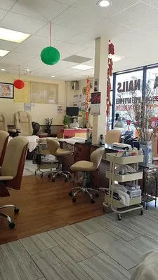 Tips & Toes Nails & Spa