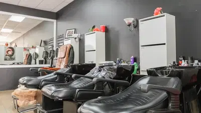 MBlack33 The Salon