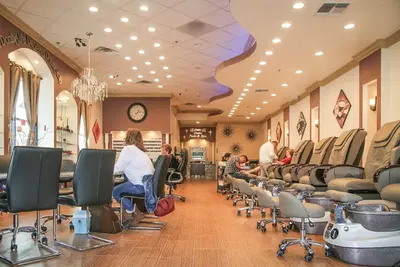 Dazzling Nails & Spa