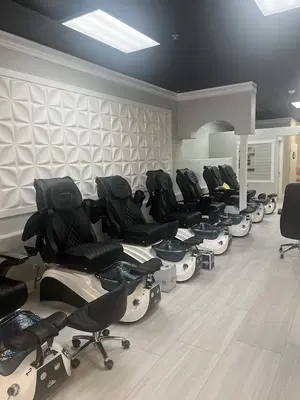 Get nailed salon