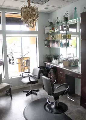 Melissa Girlstylst at W Salon Suites