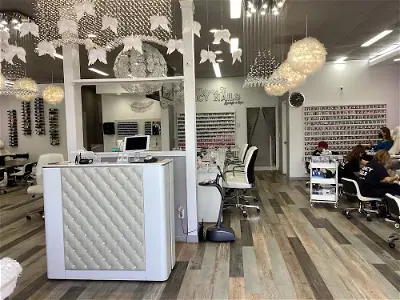 iFancy Nails Lounge and Spa
