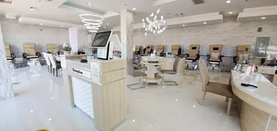 Varnish Nail Bar