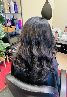 Lucy's Beauty Salon
