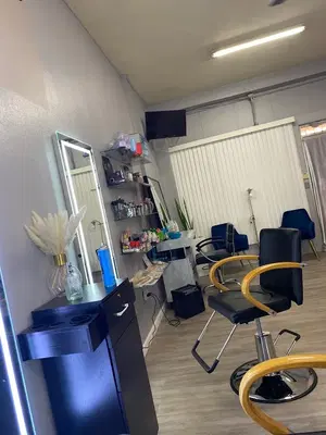 Sandy's Beauty Salon
