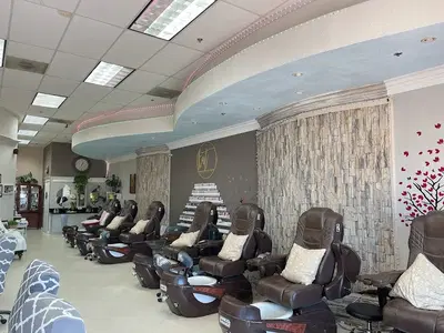 Kat Creative Nails & Spa