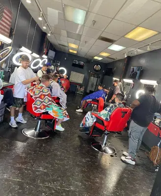 Boss'd Up Barber-Beauty Salon