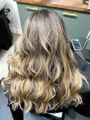 Bombshell Beauty