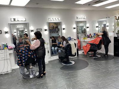 Isabella's Barber And Beauty Salon