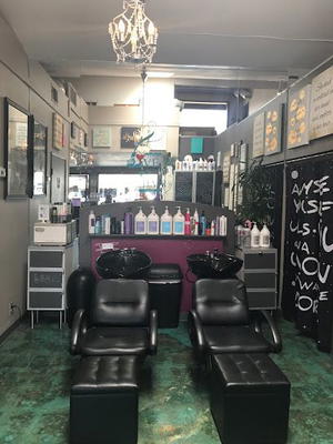 Hairspray Salon Hillcrest