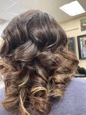 Mary & Lucy's Beauty Salon