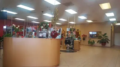 Revolution Beauty Salon