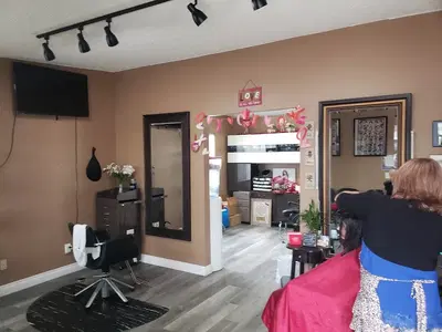 Delia's Beauty Salon