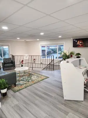 Oakland Salon Suites