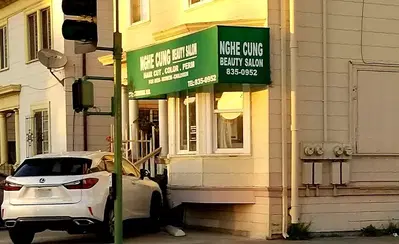 Nghe-Cung Salon