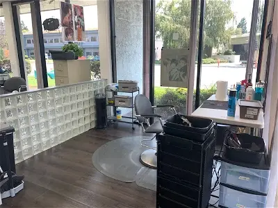 May's Hair Salon