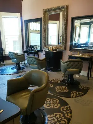 The Painted Lady Salon