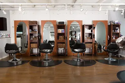 Divine Hair Lounge
