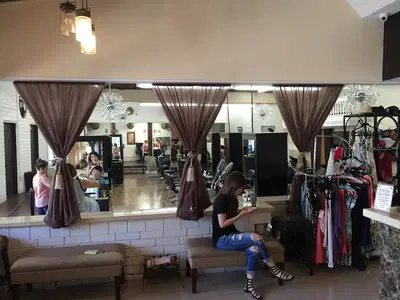AGENCY the Salon