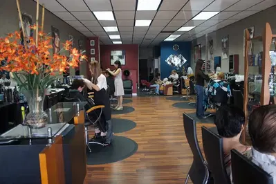 RN Hair & Nails Salon
