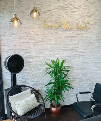 Nicole SuiteHairStyles at Phenix Salon Suites