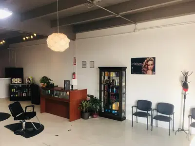 Flor Beauty Salon