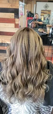 Latina Salon