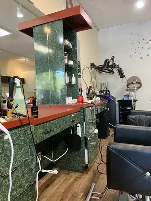 Tracy Beauty Salon