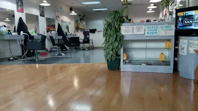 Modern Cuts Salon
