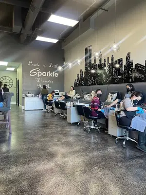 Sparkle Nail Bar