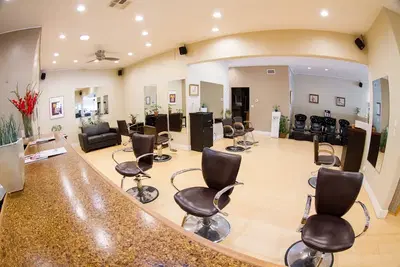 Salon U