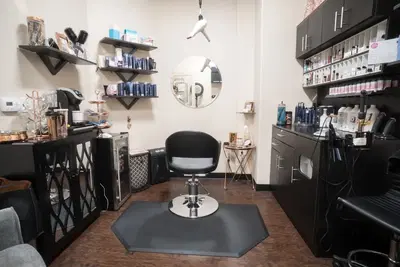 Phenix Salon Suites