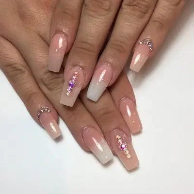 White Diamond Nails And Spa