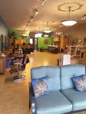Total E-Clips Hair Salon