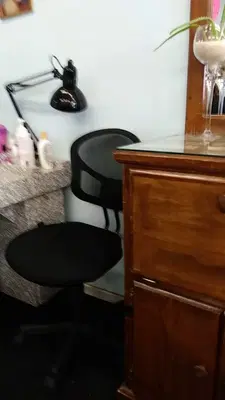 A & C Glamour Salon