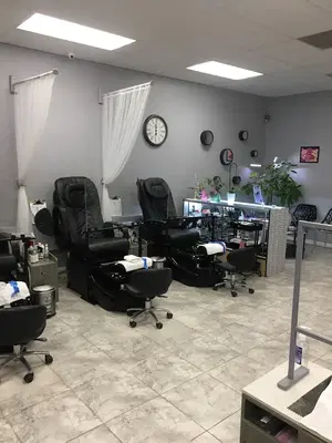 Nails Studio & Beyond