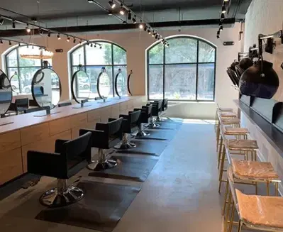 Phoenix Salon at 1716