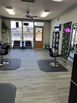 Criss Kuts Beauty salon