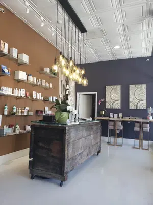 Nailed It Salon