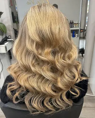 Ella Vie Hair Salon