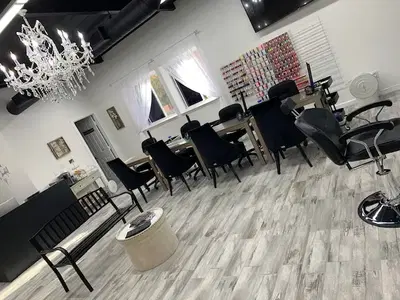 Vivid Nails & Beauty Bar