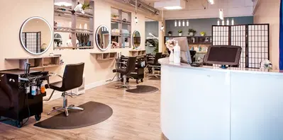 Salon West