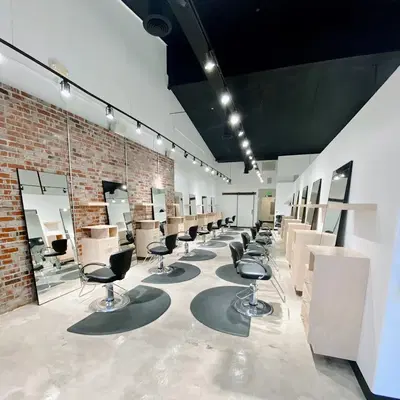 RIAH Salon