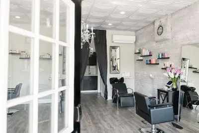 The Beauty Bar