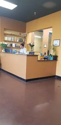 Julie's Beauty Salon