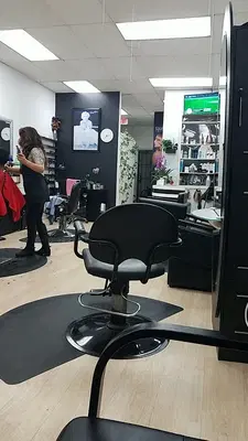 M Luna Beauty Salon