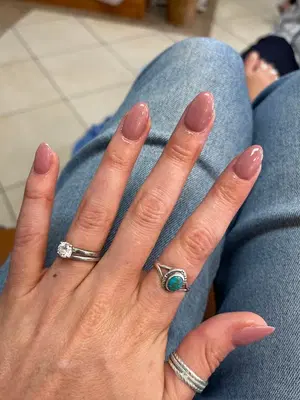 LV Nails & Spa