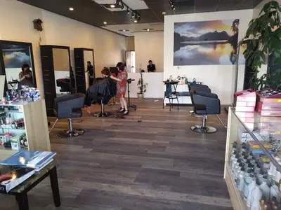 Q Beauty Salon